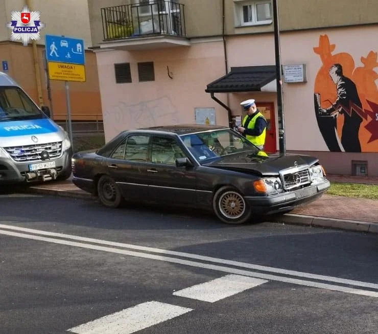 Województwo lubelskie: Wjechał w policyjny radiowóz. Miał cofnięte uprawnienia do kierowania - Zdjęcie główne