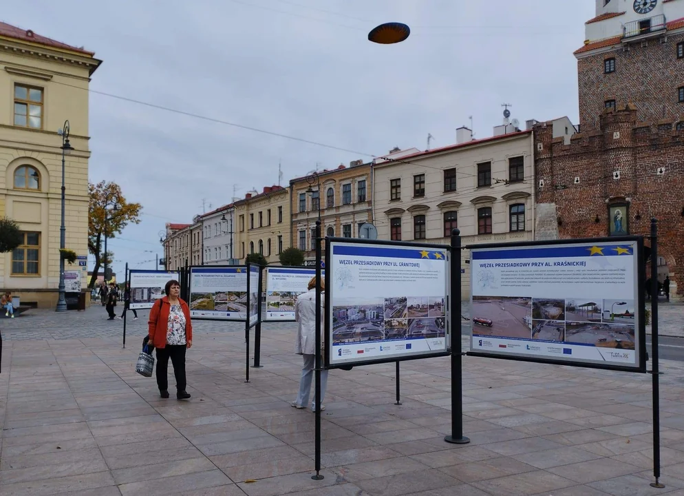 Lublin: Budowa Dworca Metropolitalnego na fotografiach. Pod Ratuszem jest wystawa - Zdjęcie główne