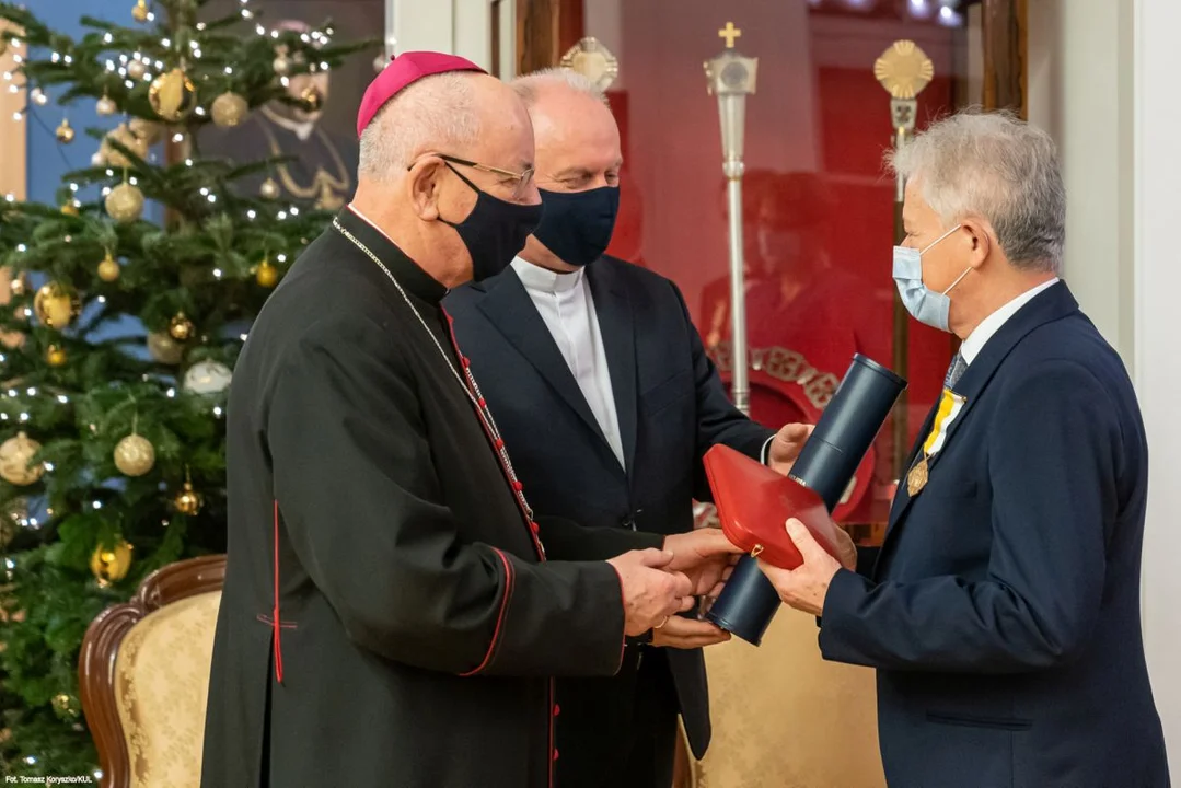 Lublin: Chórzyści z KUL odznaczeni papieskimi medalami - Zdjęcie główne