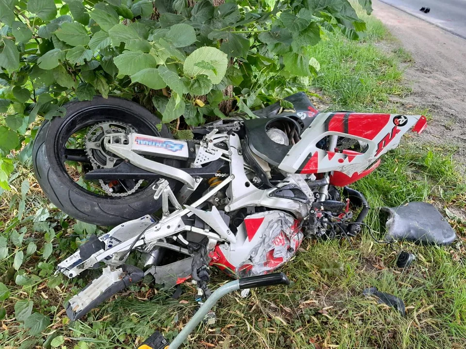 Lublin: Młody motocyklista zderzył się z samochodem. Nie udało się go uratować - Zdjęcie główne