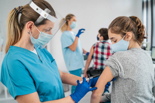 Województwo lubelskie: Lekarz przekonywał o zabójczym działaniu szczepionek przeciwko COVID-19. Jest skarga wojewody - Zdjęcie główne