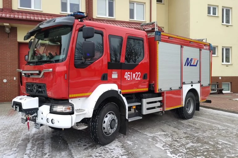 Łęczyńscy strażacy mają nowy wóz  - Zdjęcie główne