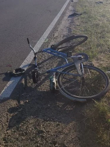 Lubelskie: pojazd dostawczy potrącił rowerzystę. Cyklista w szpitalu - Zdjęcie główne