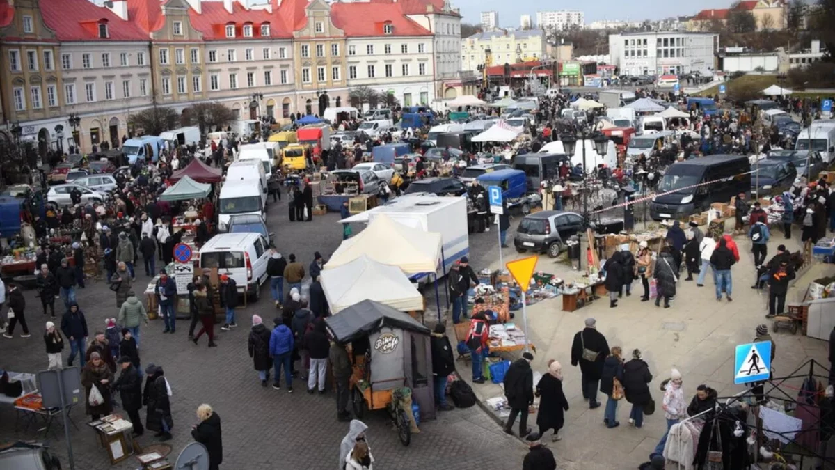 Lubelska Giełda Staroci w Lublinie. Wystawcy przyjadą na plac Zamkowy - Zdjęcie główne