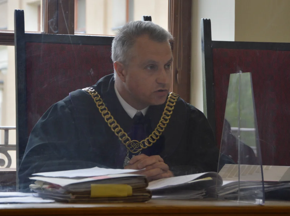 Sędzia Wojciech Wolski wyłączył jawność procesu ze względu na dobro pokrzywdzonych