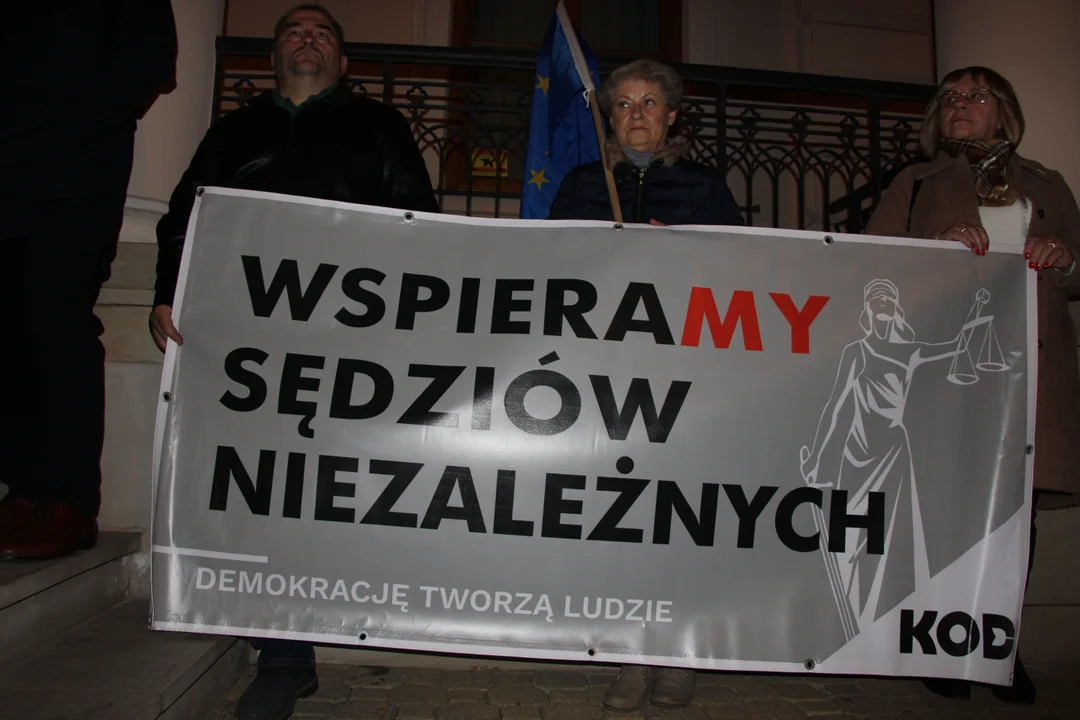 Lublin: KOD znowu będzie bronił sędziów. W czwartek wieczorem manifestacja - Zdjęcie główne