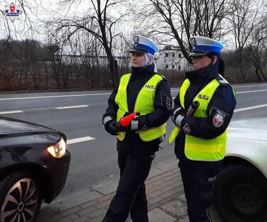 Więcej policjantów na drogach Lubelszczyzny. Zaczęły się powroty ze świąt do domu - Zdjęcie główne