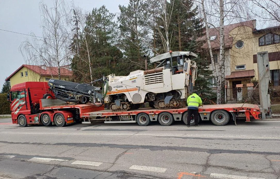 Lublin: Zaczęły się pozimowe naprawy ulic. Prace potrwają kilka tygodni - Zdjęcie główne