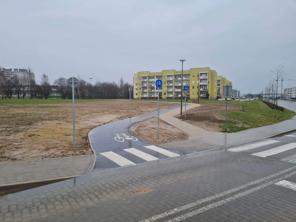 Lublin: Felin ma nowy chodnik ze ścieżką rowerową - Zdjęcie główne