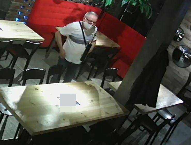 Policja szuka "kieszonkowca". Ukradł pieniądze i dokumenty w lubelskiej restauracji - Zdjęcie główne