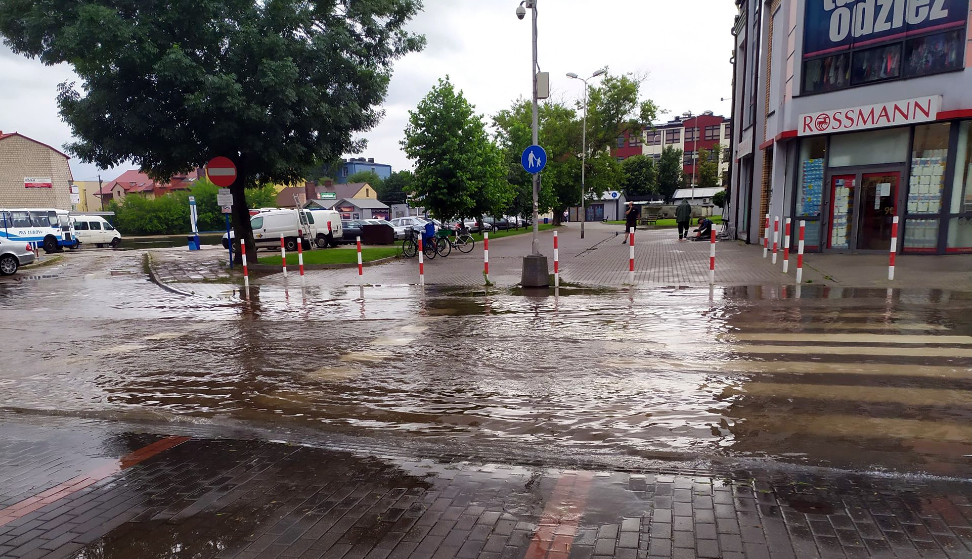 ŁUKÓW Centrum miasta pod wodą (GALERIA)  - Zdjęcie główne