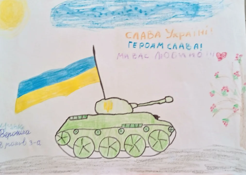 Najmłodsi goście z Ukrainy przedstawili swój patriotyzm na rysunkach - Zdjęcie główne