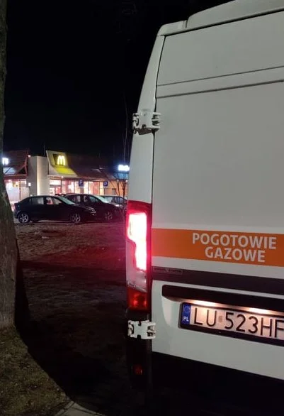 Nie stwierdzono wycieku gazu przy McDonaldzie.Gaz był wyczuwalny, nie wiadomo skąd się wziął  - Zdjęcie główne