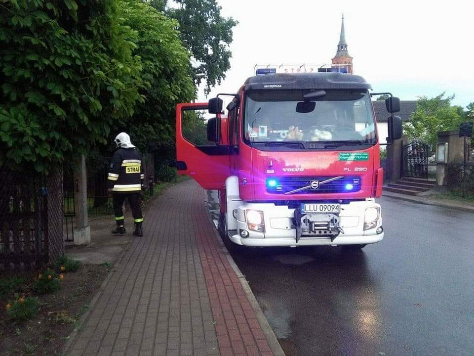 GM STOCZEK ŁUK. Paliła się sadza w kominie  - Zdjęcie główne