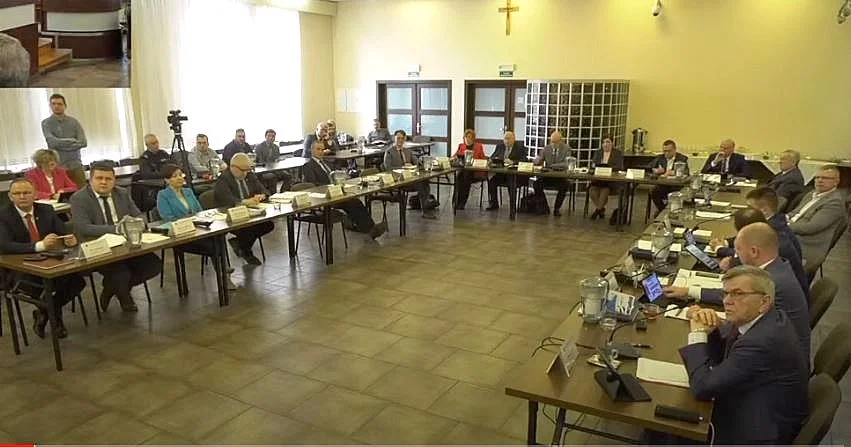Radni PiS bronią Jana Pawła II uchwałą. Ignaciuk: "Chcecie zbić polityczny kapitał" - Zdjęcie główne