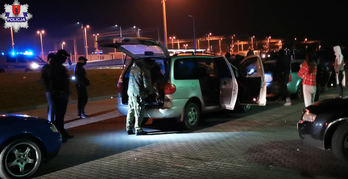 Lekceważyli obostrzenia, pili alkohol. Interweniowała policja  - Zdjęcie główne