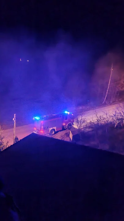 Powiat łukowski: Strażacy ugasili pożar sadzy w kominie - Zdjęcie główne