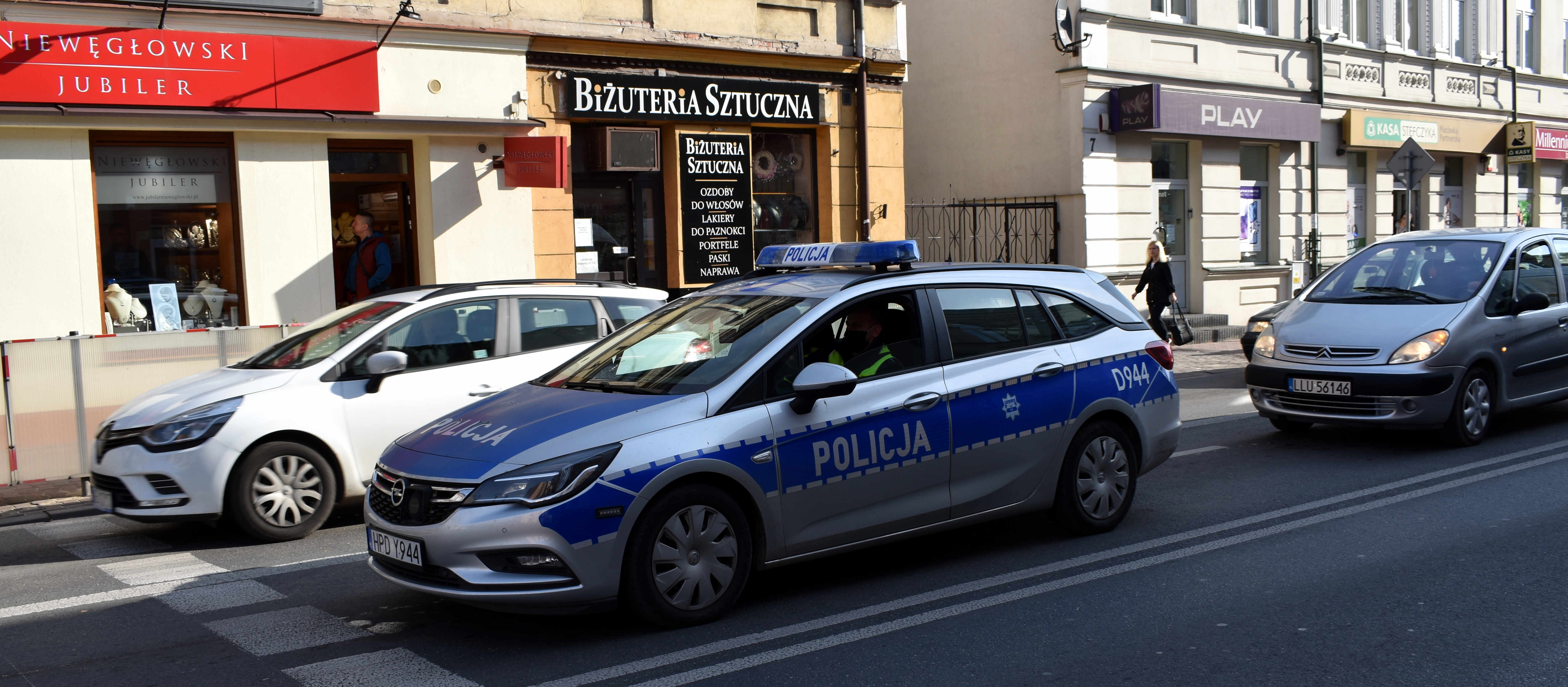 Na miejscu cały czas nad bezpieczeństwem czuwali łukowscy policjanci 