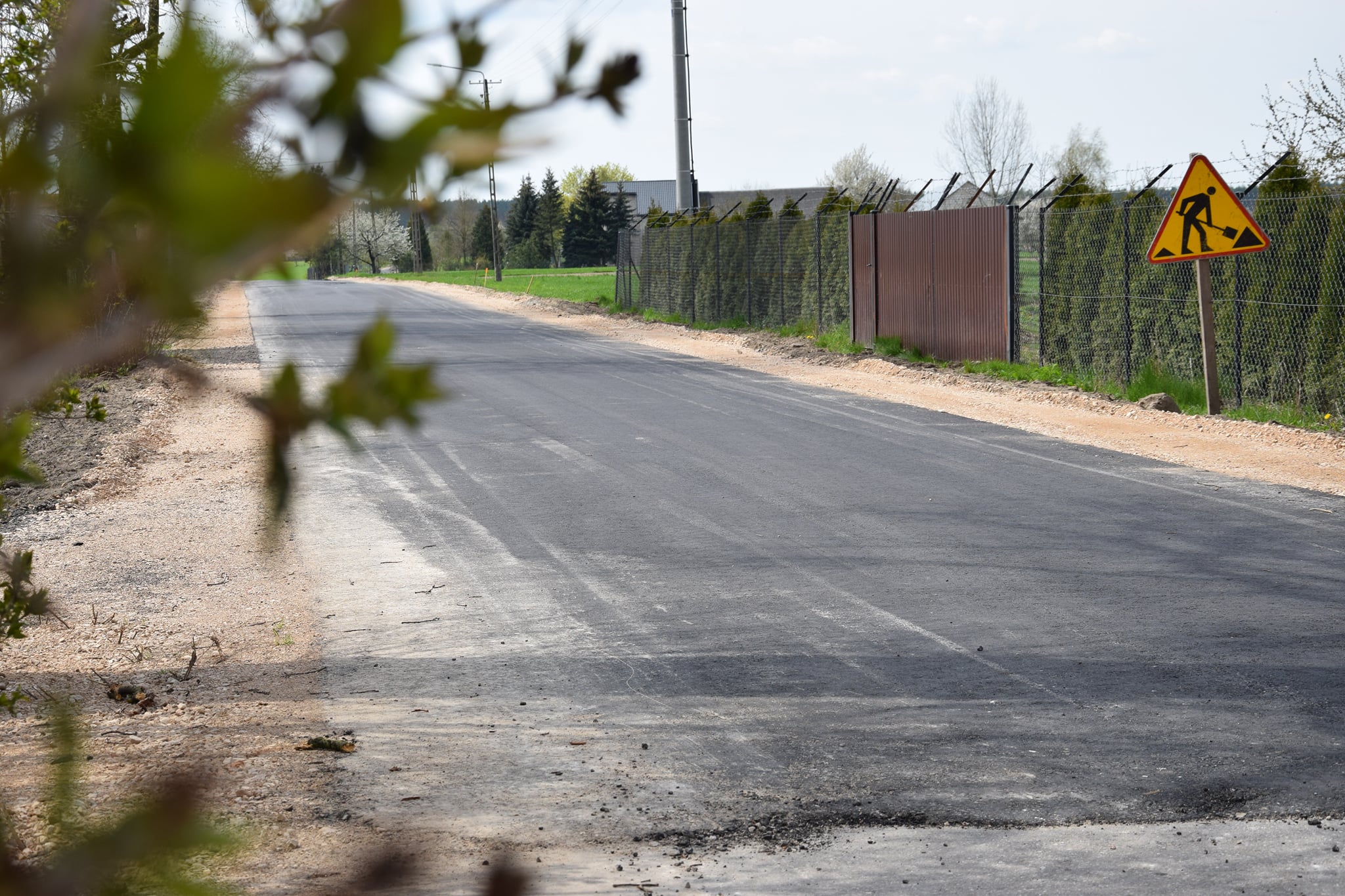 GM STANIN Trwa remont drogi w Sarnowie  - Zdjęcie główne