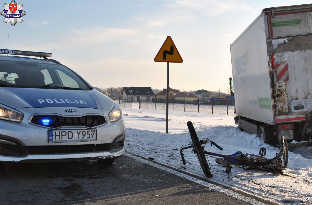 TRAGICZNY WYPADEK Z UDZIAŁEM ROWERZYSTY - Zdjęcie główne