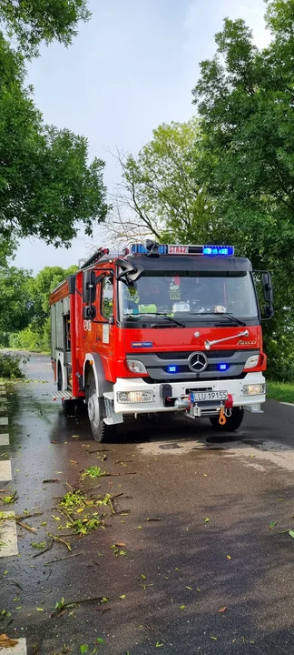 Burze w poniedziałkowe popołudnie.Interweniowali strażacy - Zdjęcie główne