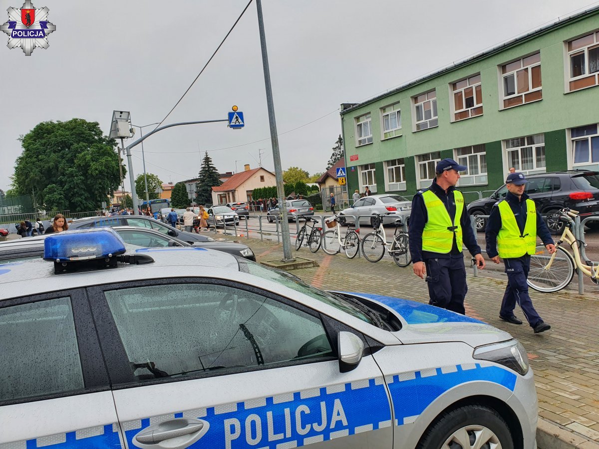 Policjanci z Łukowa i bezpieczna droga do szkoły  - Zdjęcie główne