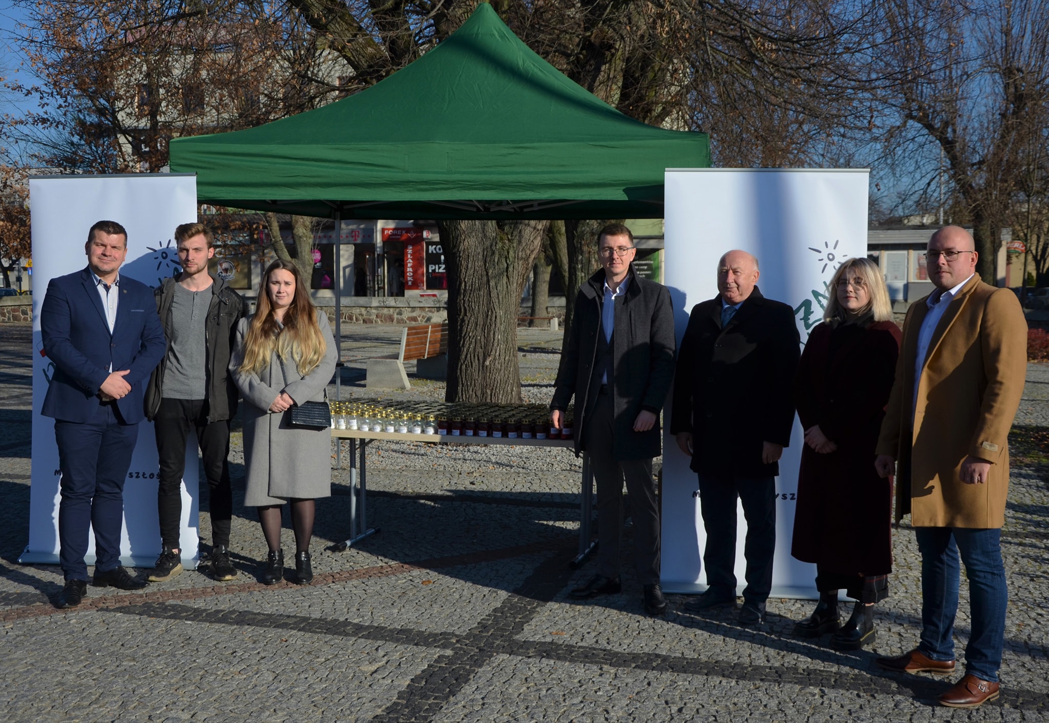 ŁUKÓW. Zapalili znicze bohaterom  - Zdjęcie główne