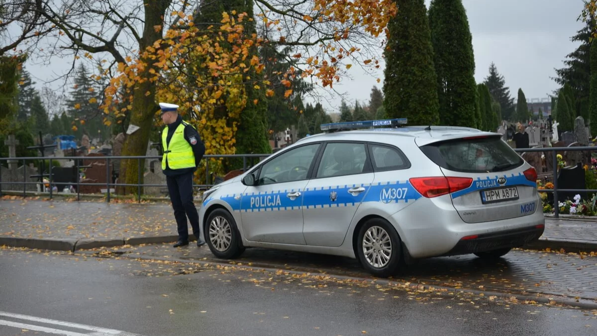 Wzmożone kontrole na drogach powiatu. Zmiany i ostrzeżenia dla pieszych i kierowców. - Zdjęcie główne