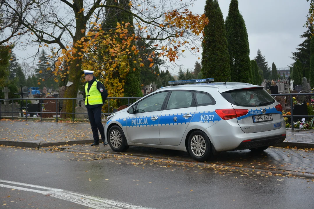 Łukowscy policjanci będą czuwać nad bezpieczeństwem podróżnych w okresie Wszystkich Świętych - Zdjęcie główne