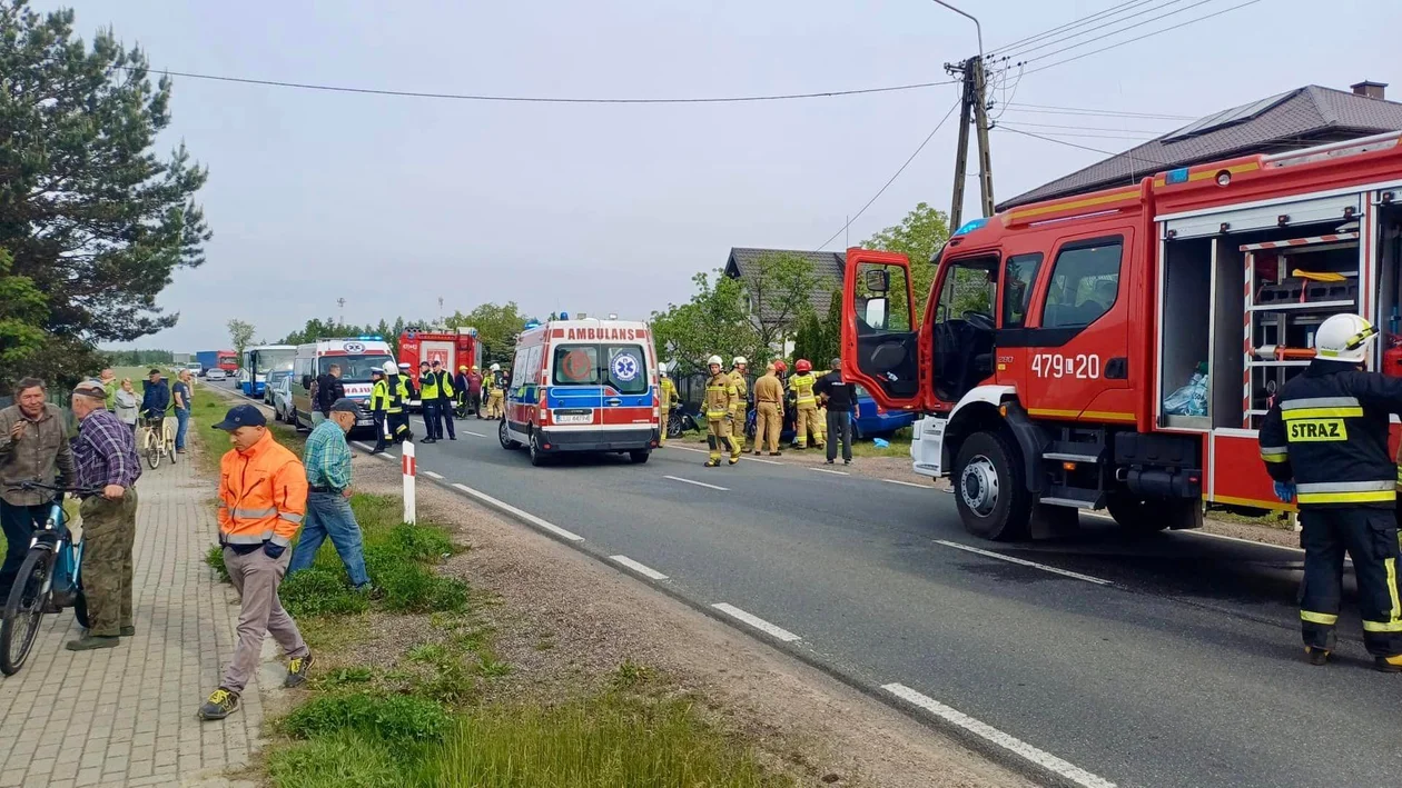 Tragiczny wypadek w Wólce Zastawskiej. Nie żyje jedna z rannych kobiet - Zdjęcie główne