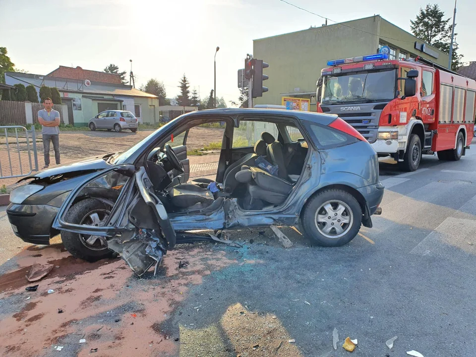 Wypadek w centrum Łukowa, wszystko zarejestrował monitoring (WIDEO) - Zdjęcie główne