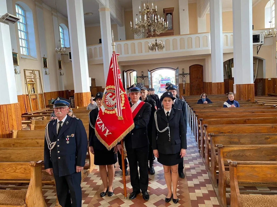 Strażacy z OSP Burzec poświęcili swojego MAN-a - Zdjęcie główne