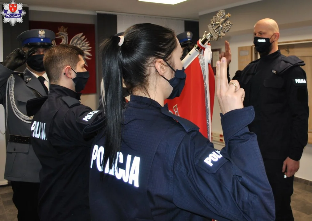Nowi policjanci wstąpili do łukowskiej policji. Uroczyste ślubowanie - Zdjęcie główne