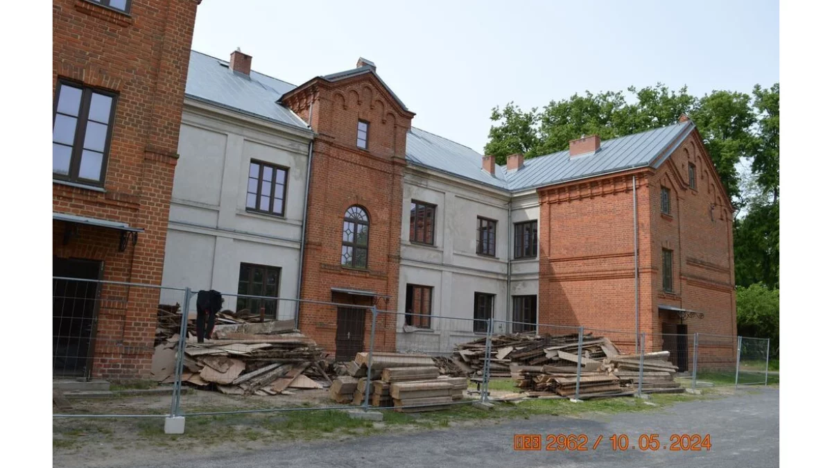 Lekcje powrócą do budynku głównego - Zdjęcie główne