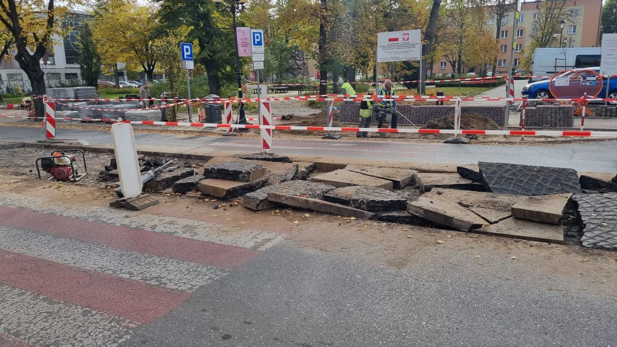 Prace nad bezpiecznym przejściem dla pieszych w centrum Siedlec - Zdjęcie główne