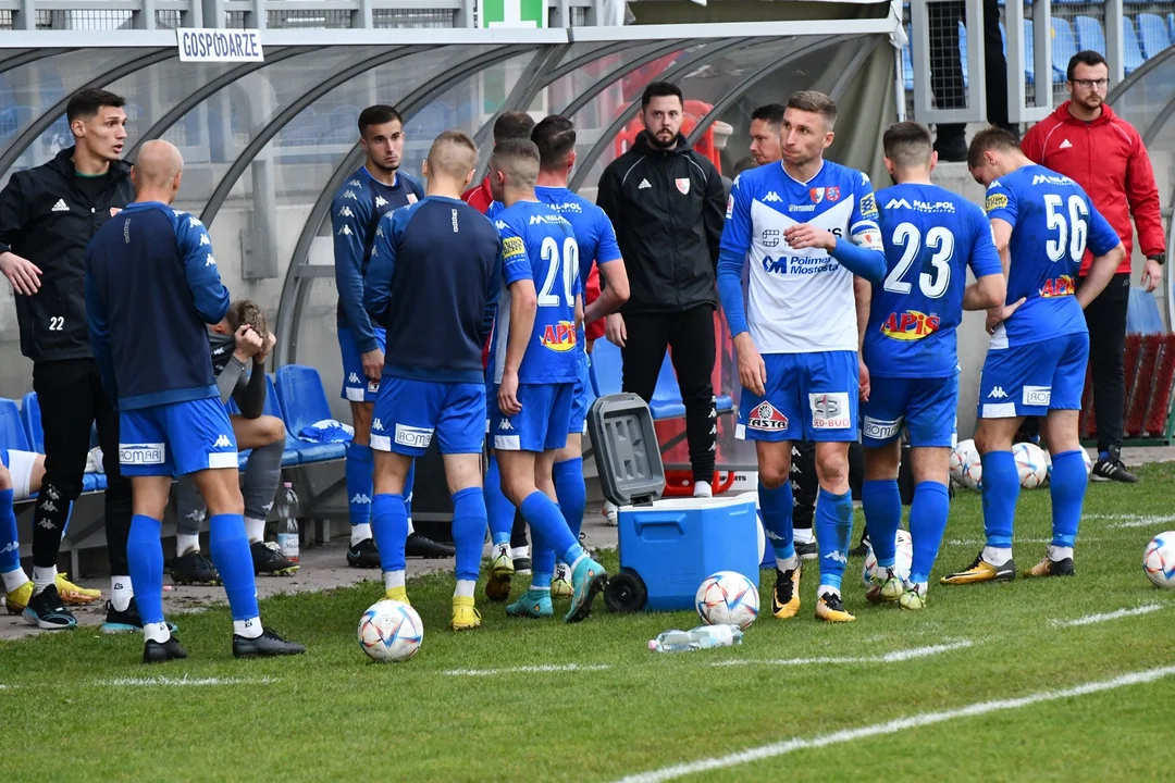 Piłkarzyki pajacyki. Gorąco na siedleckim stadionie - Zdjęcie główne