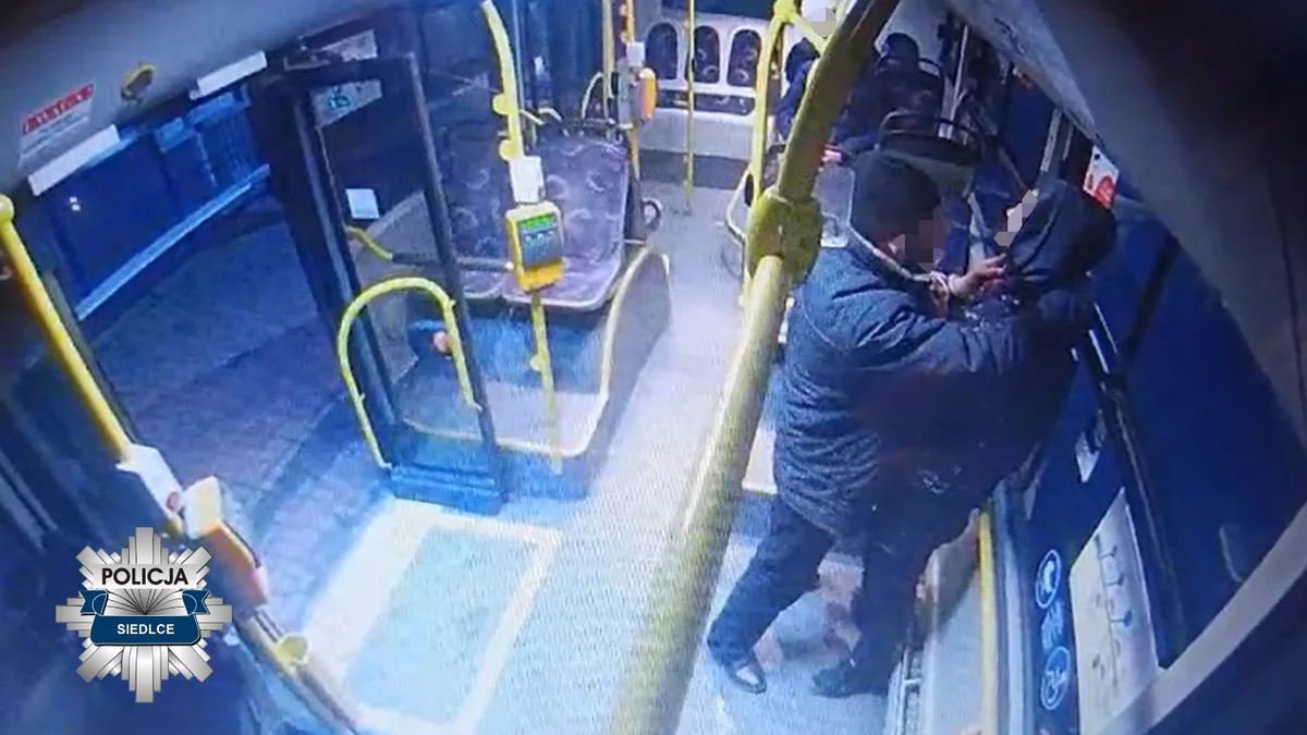 Przerażające sceny w siedleckim autobusie. Pijany Ukrainiec przystawił nóż do gardła - Zdjęcie główne