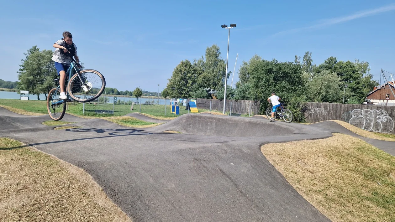 Siedlecki pumptrack tętni życiem - Zdjęcie główne