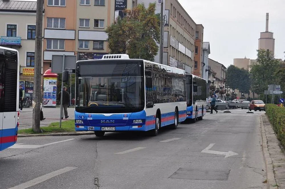 Nowe autobusy dla MPK w Siedcach. Zgłosił się tylko Solaris. - Zdjęcie główne