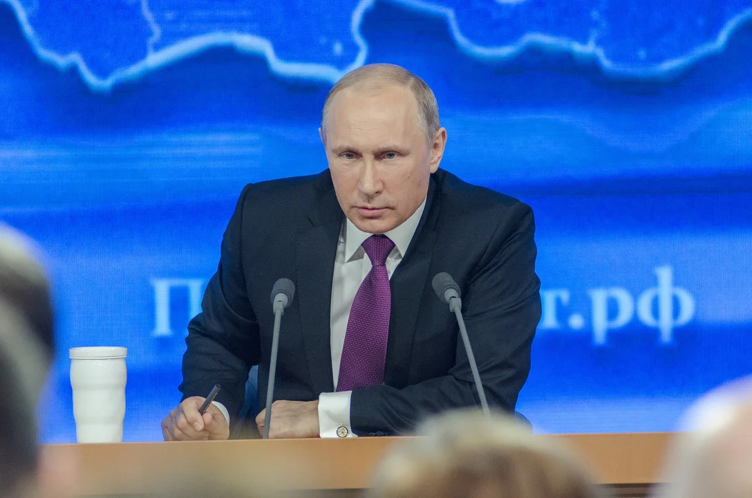 Wojna na Ukrainie. Ekspertka: Nie ma żadnego czerwonego guzika. By broń nuklearna została użyta, rozkaz Putina musi przejść przez siedem osób [ROZMOWA - CZ. II] - Zdjęcie główne