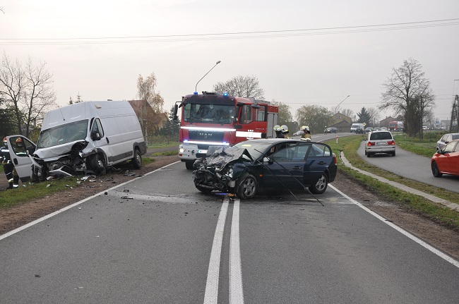 Groźny wypadek w Kolonii Wiśniew - Zdjęcie główne