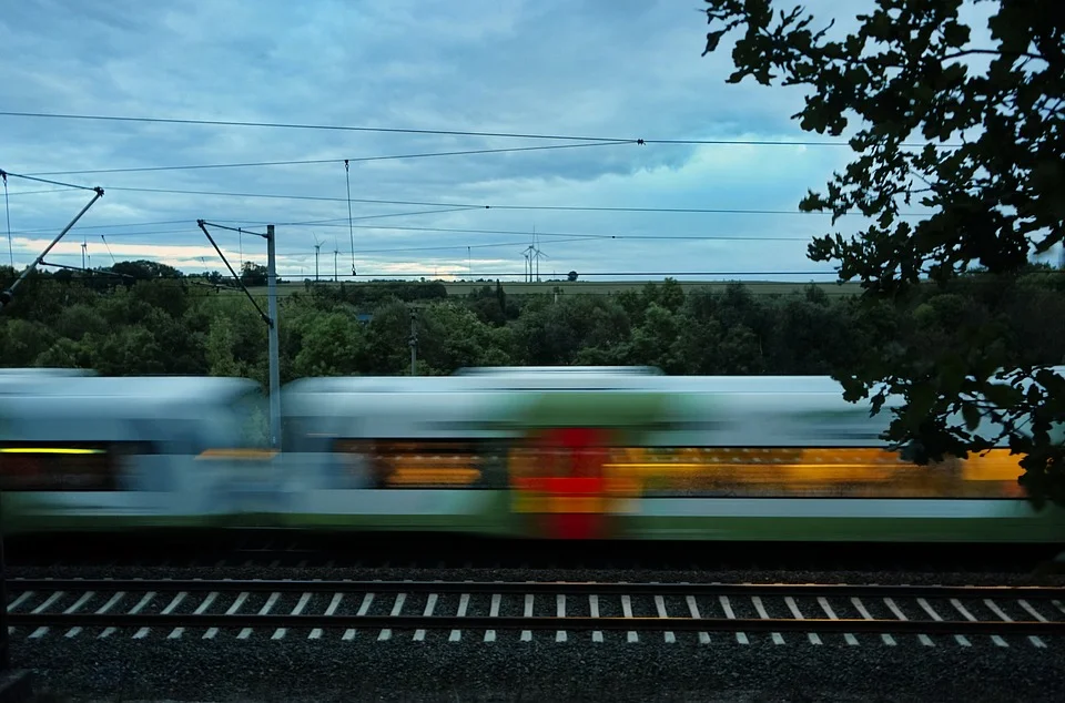 Powiat siedlecki: Tragiczne potrącenie przez pociąg - Zdjęcie główne