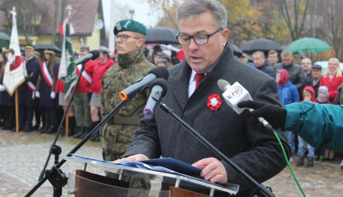 Sitnik: Uczmy dzieci miłości do ojczyzny - Zdjęcie główne