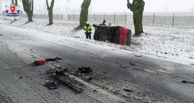 Pierwszy śnieg zaskoczył siedleckich kierowców - Zdjęcie główne