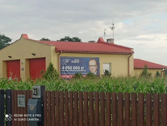 Spiczyn: Billboard z ministrem zniknął w tydzień po interwencji działacza ruchu Hołowni - Zdjęcie główne