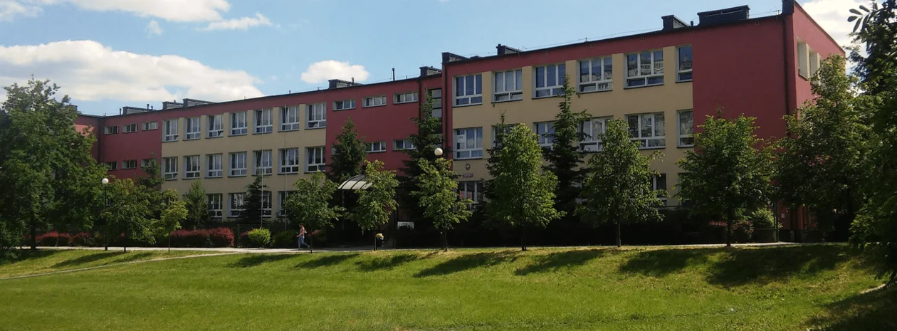 Lublin: Koronawirus utrudnia naukę stacjonarną. Sprawdź, gdzie uczą zdalnie i hybrydowo [LISTA] - Zdjęcie główne