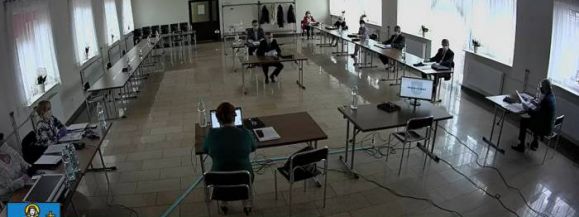 Puchaczów: Radni nie przyszli na sesję. Bali się wirusa czy opinii RIO? - Zdjęcie główne
