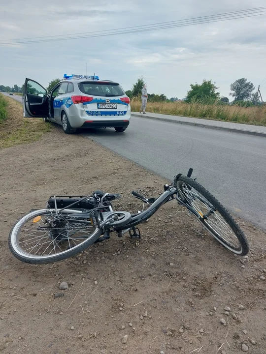 Powiat łęczyński:  Potrącenie rowerzystki. Trafiła do szpitala - Zdjęcie główne