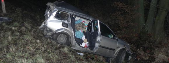 Wypadek na Podzamczu. Kierowca merdedesa był pijany [ZDJĘCIA] - Zdjęcie główne