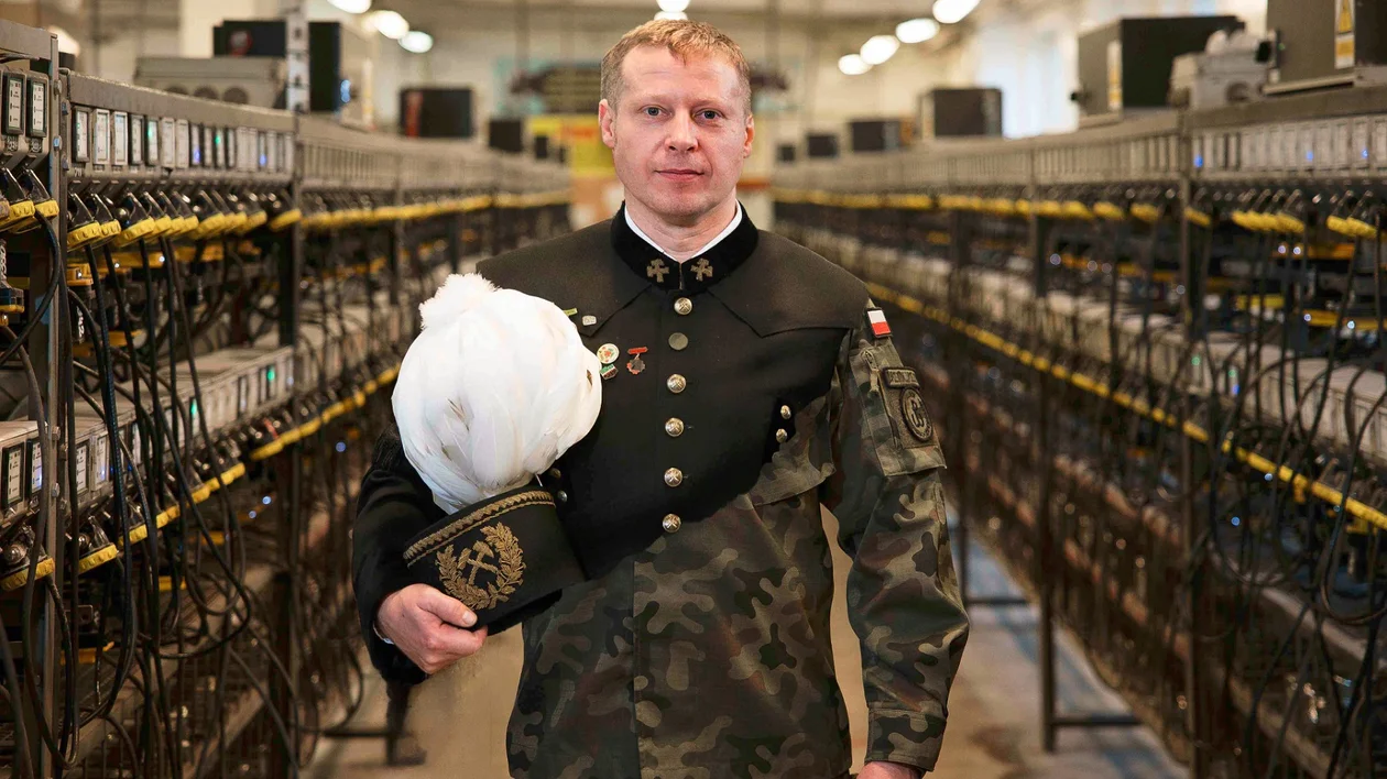 Szeregowiec Sławomir broni naszego kraju! Na co dzień pracuje w kopalni „Bogdanka” - Zdjęcie główne